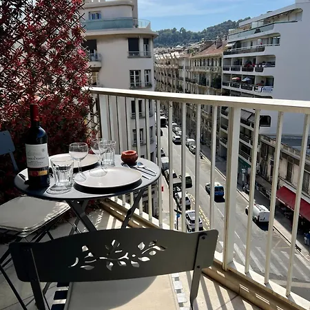 Cosy Et Lumineux ,boulevard Gambetta, * Nice